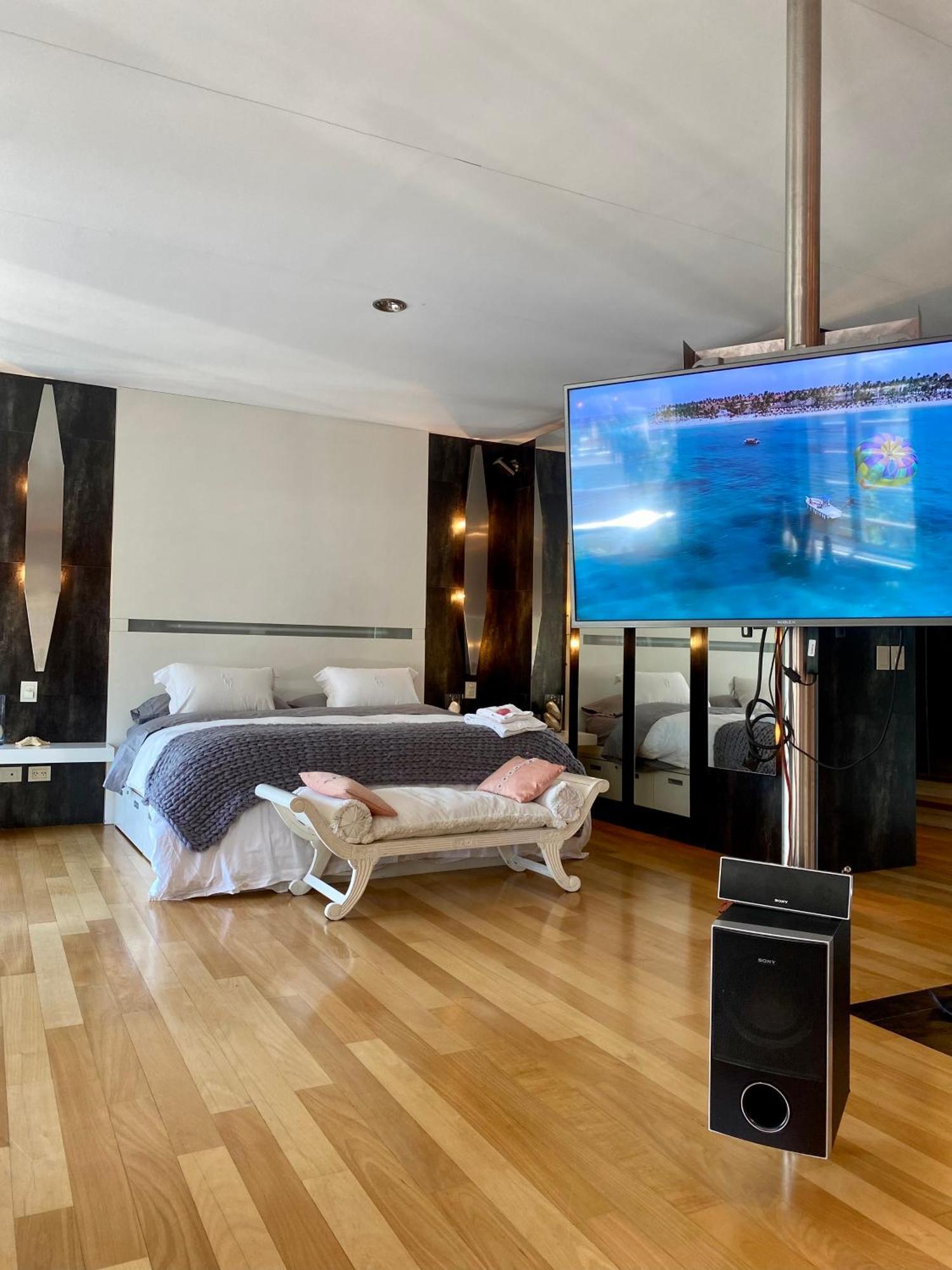 Cool Clima Bed & Breakfast Оливос Екстериор снимка