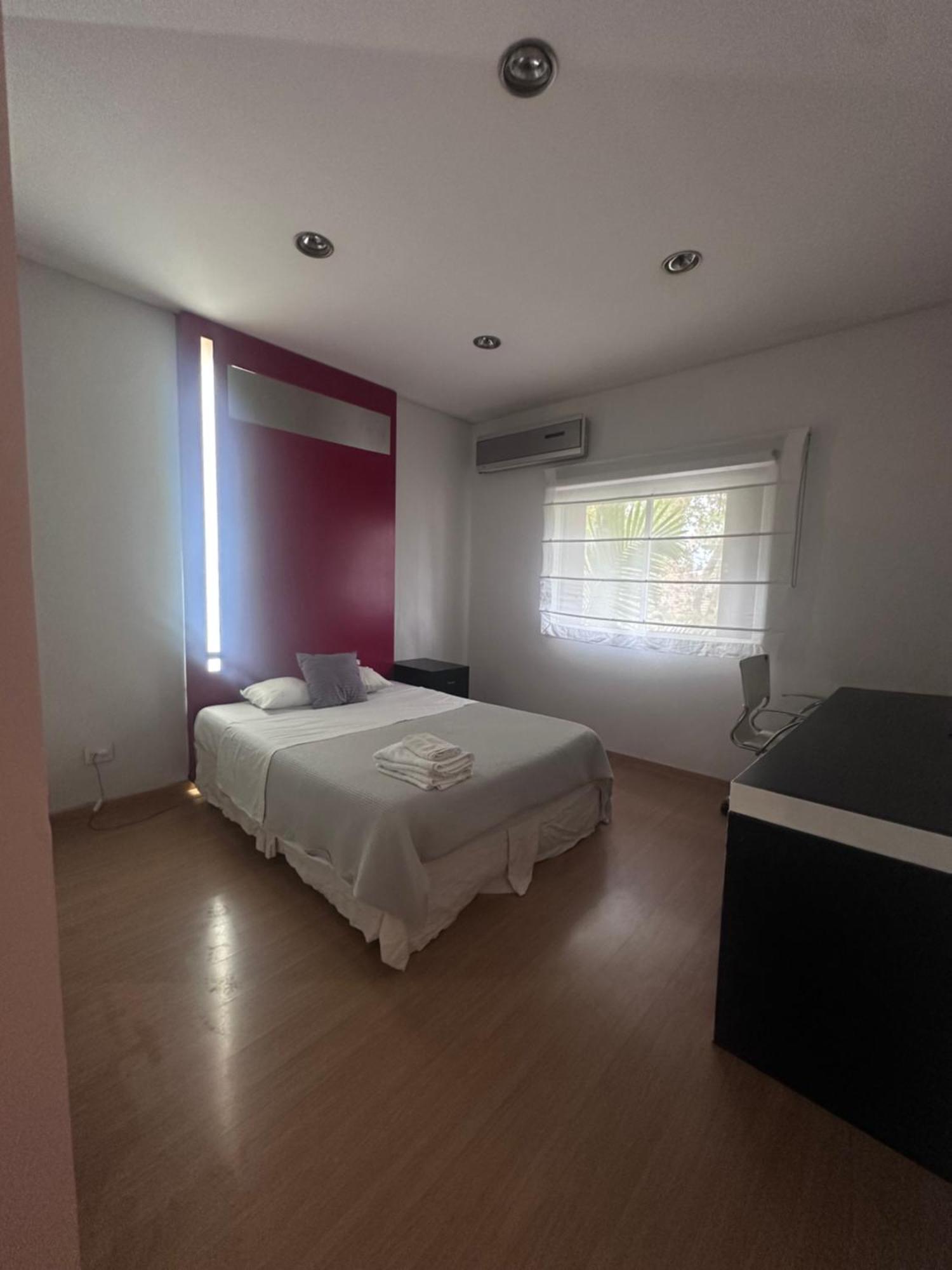 Cool Clima Bed & Breakfast Оливос Екстериор снимка